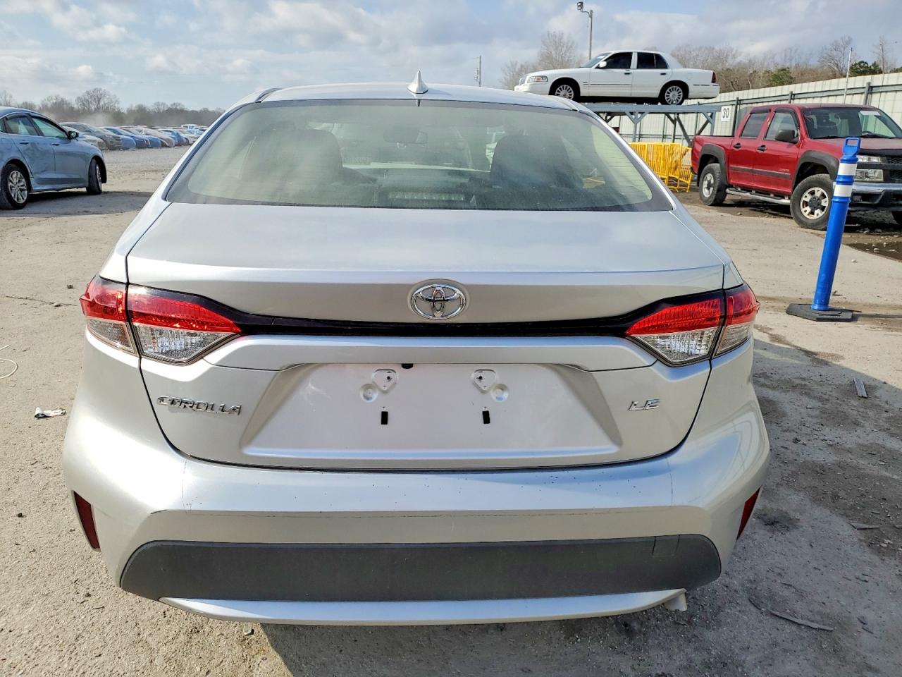 2020 TOYOTA COROLLA LE photo 6