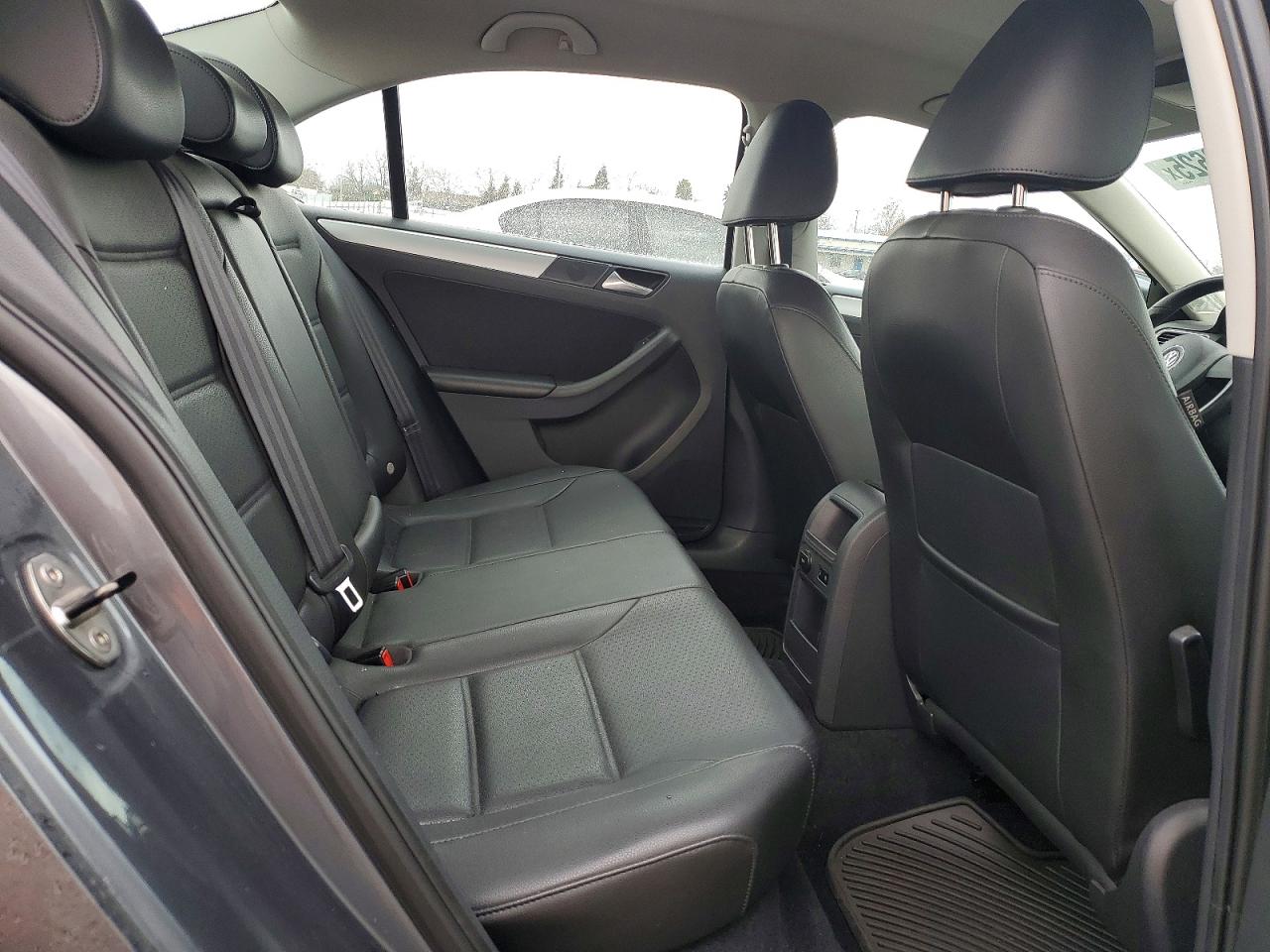 2013 VOLKSWAGEN JETTA SE photo 10