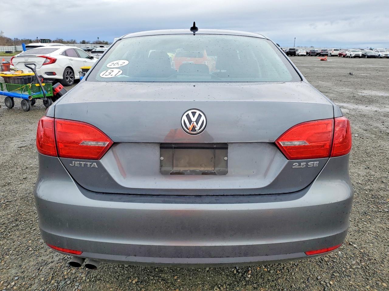 2013 VOLKSWAGEN JETTA SE photo 6