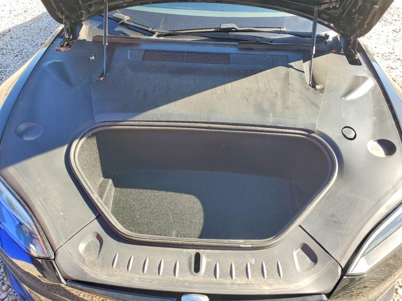 2022 TESLA MODEL S photo 11