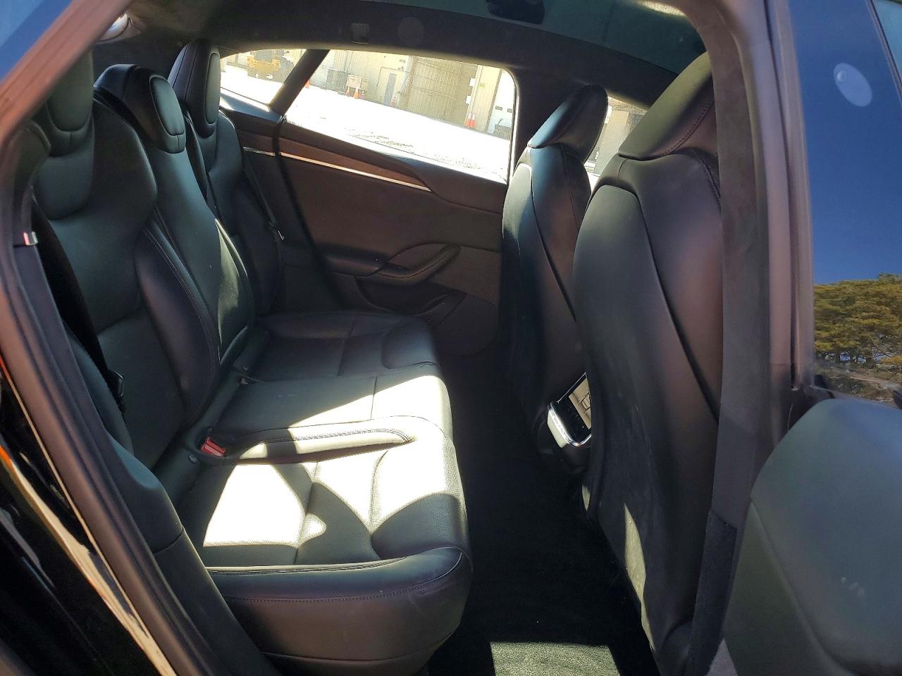 2022 TESLA MODEL S photo 10