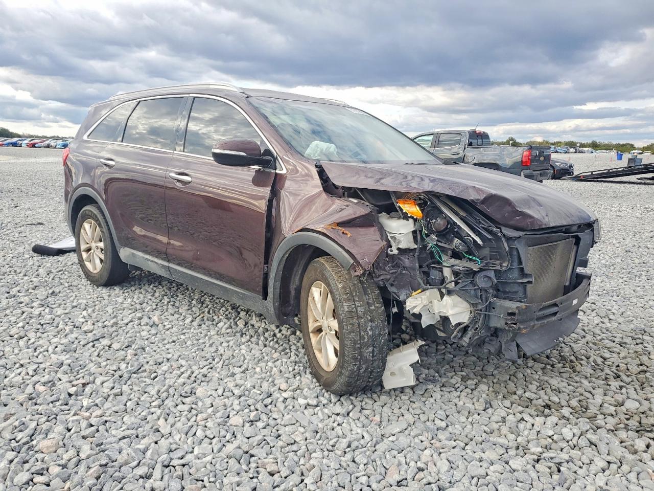 2016 KIA SORENTO LX photo 4