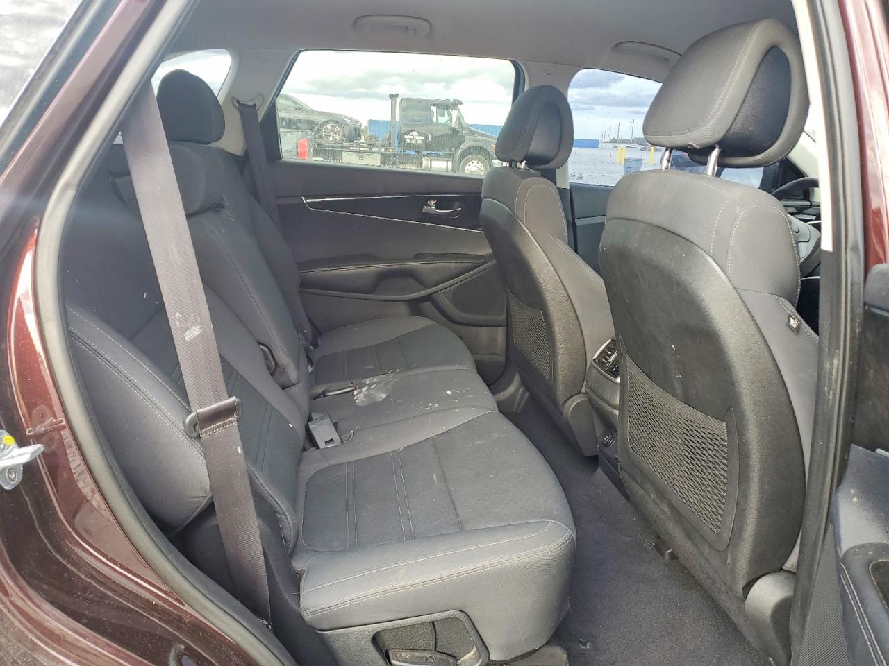 2016 KIA SORENTO LX photo 10