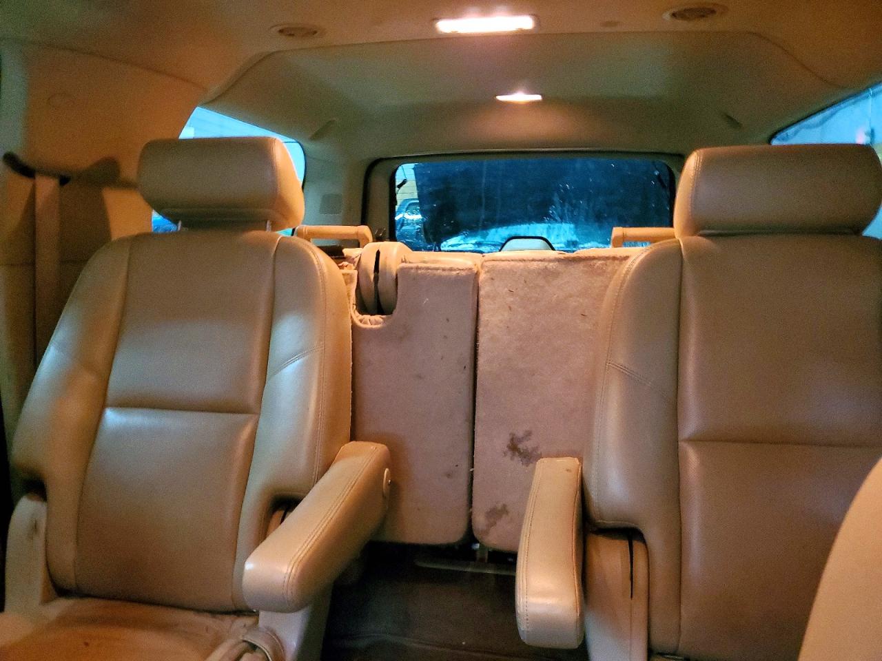 2010 CHEVROLET SUBURBAN K1500 LTZ photo 10