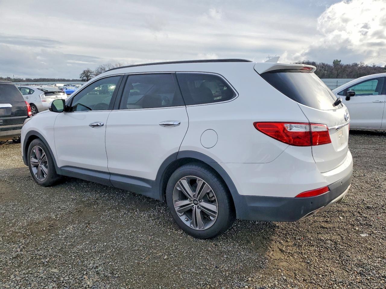 2016 HYUNDAI SANTA FE SE ULTIMATE photo 2