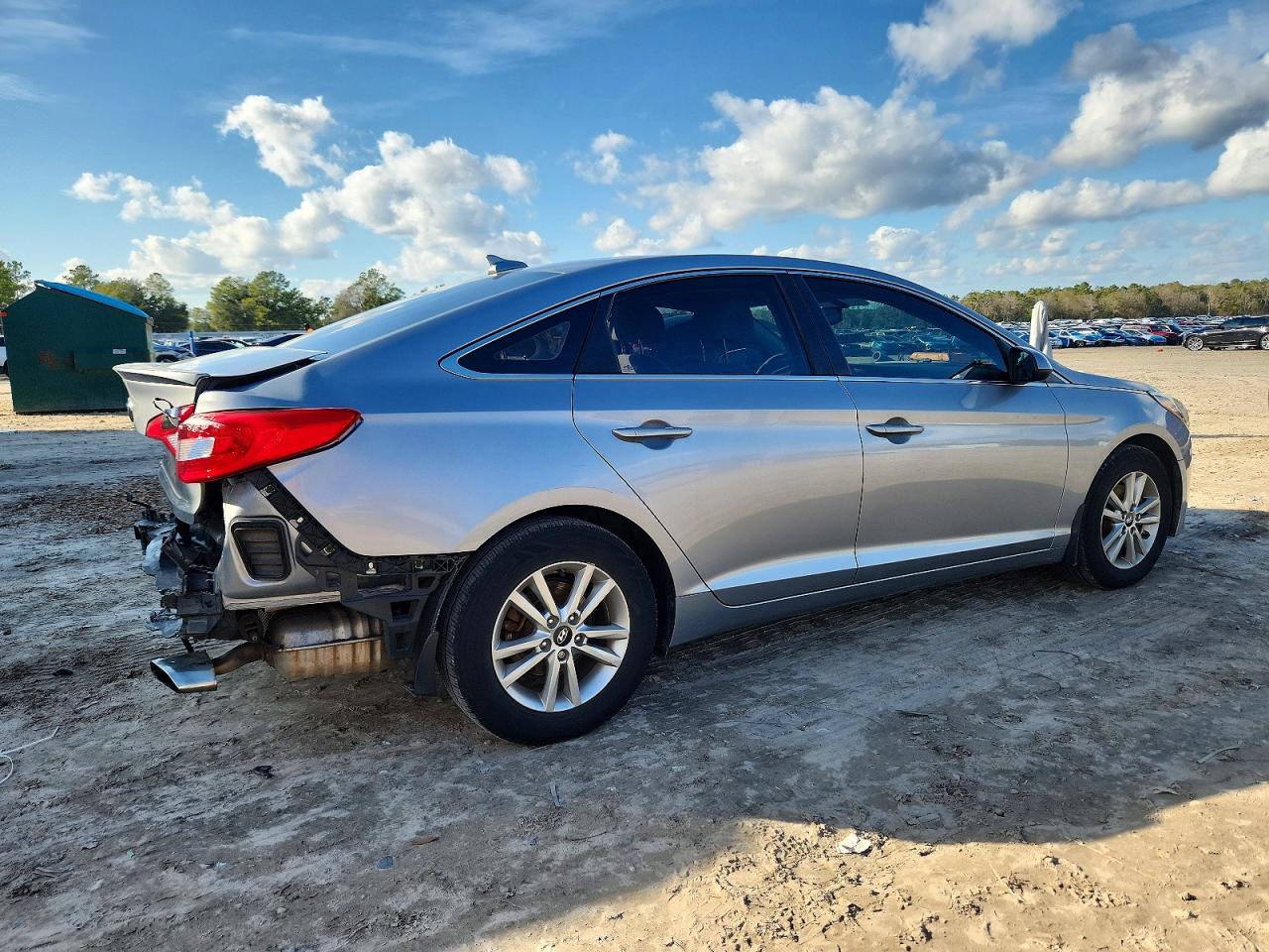 2017 HYUNDAI SONATA SE photo 3