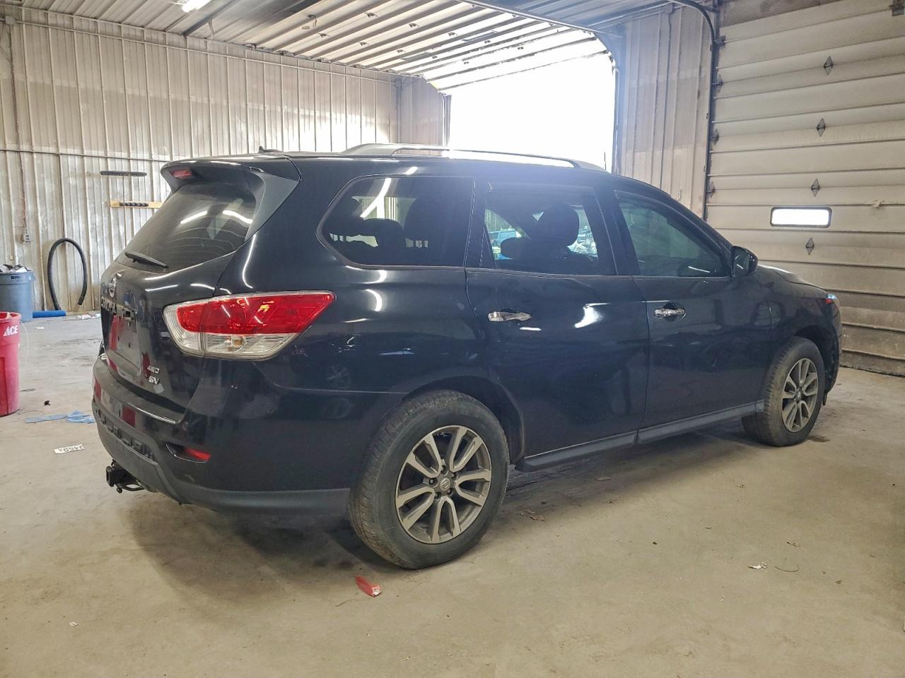 2013 NISSAN PATHFINDER S photo 3