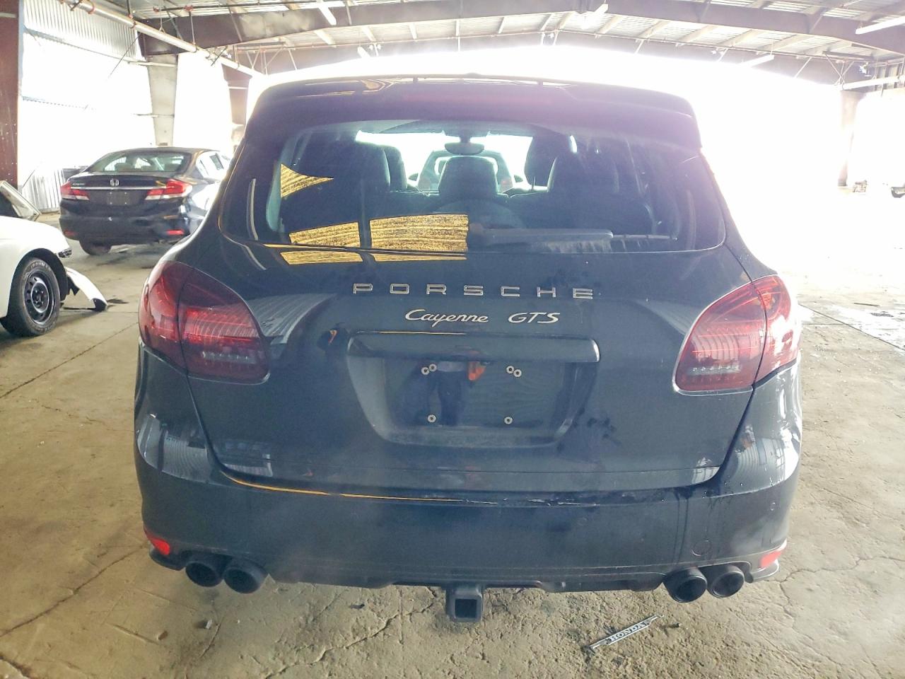 2013 PORSCHE CAYENNE GTS photo 6
