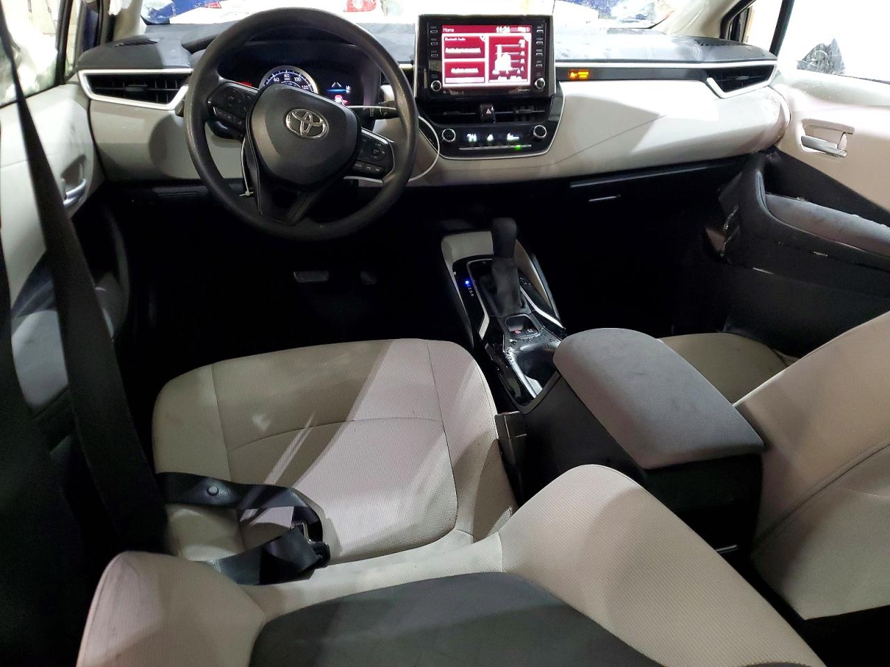2021 TOYOTA COROLLA LE photo 8