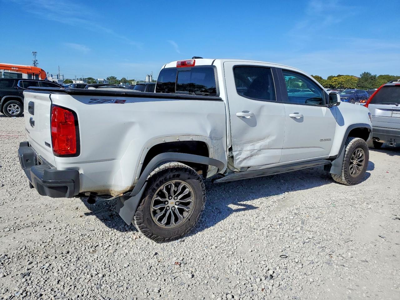 2020 CHEVROLET COLORADO ZR2 photo 3