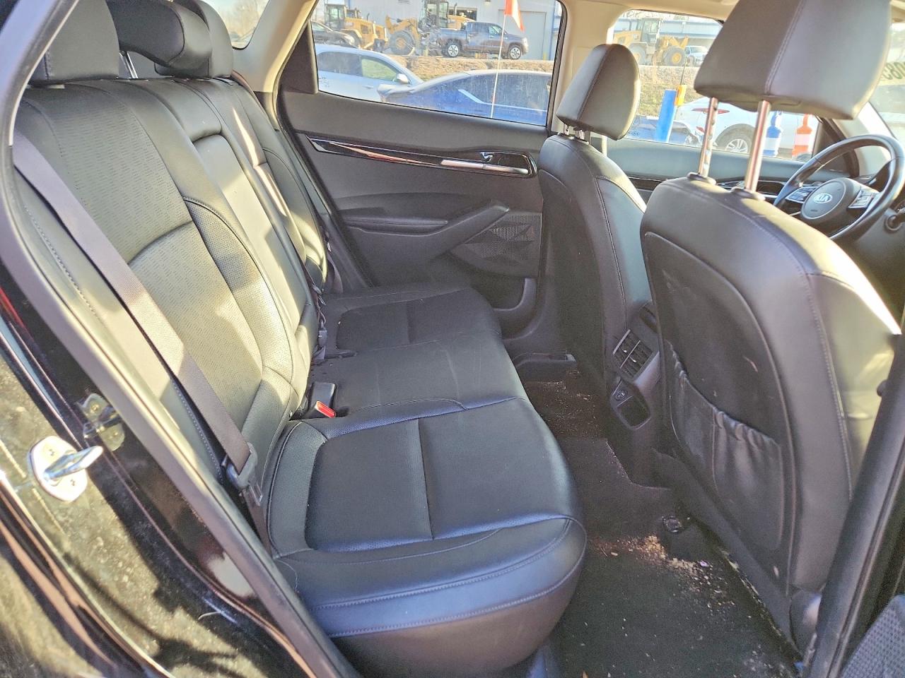 2021 KIA SELTOS EX photo 11