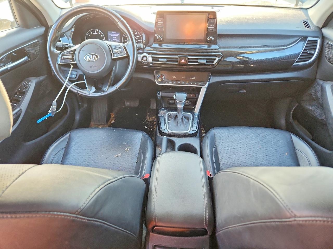 2021 KIA SELTOS EX photo 8