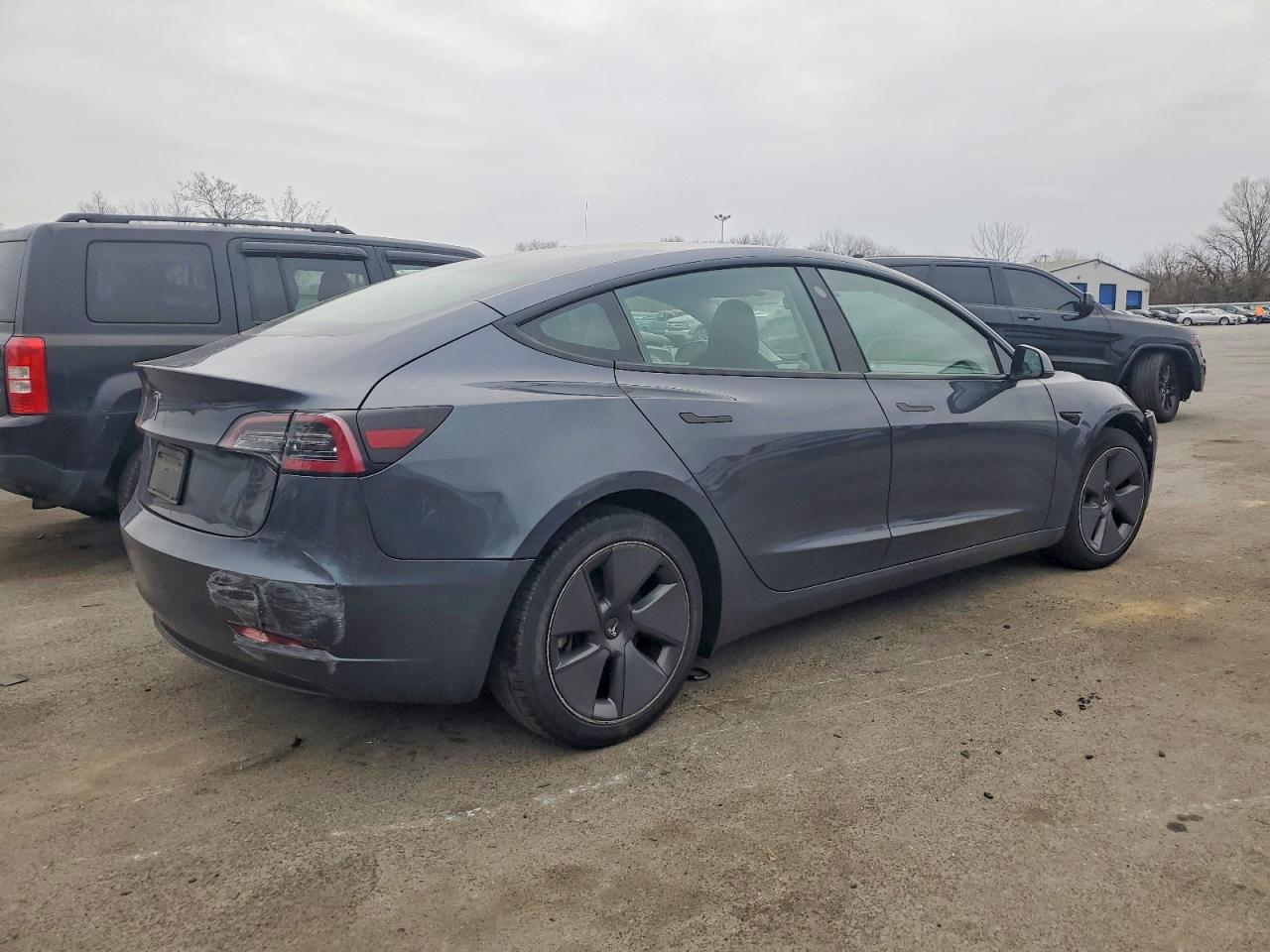 2023 TESLA MODEL 3 photo 3