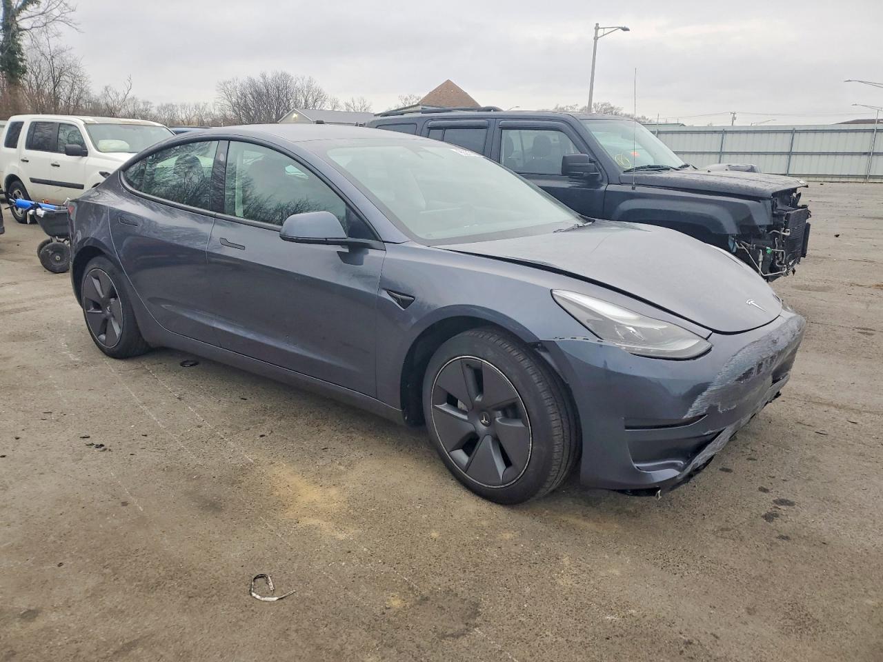 2023 TESLA MODEL 3 photo 4