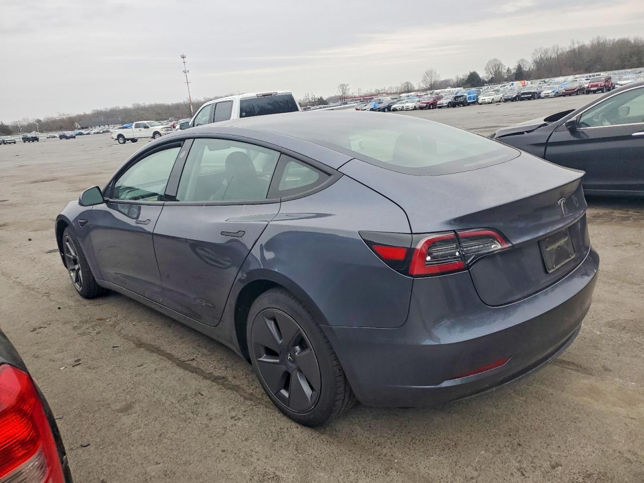 2023 TESLA MODEL 3 photo 2