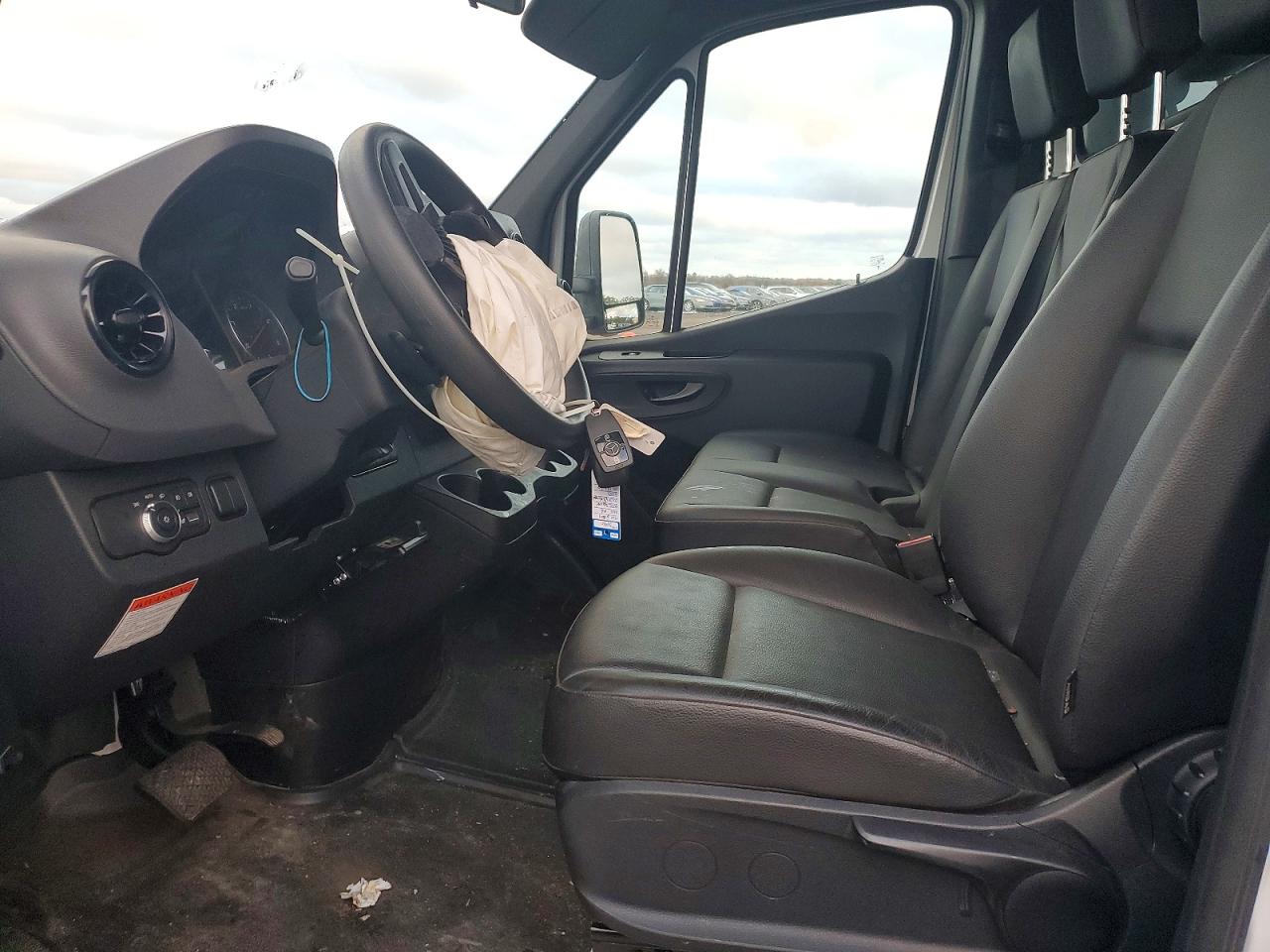 2024 MERCEDES-BENZ SPRINTER DUMP TRUCK photo 13