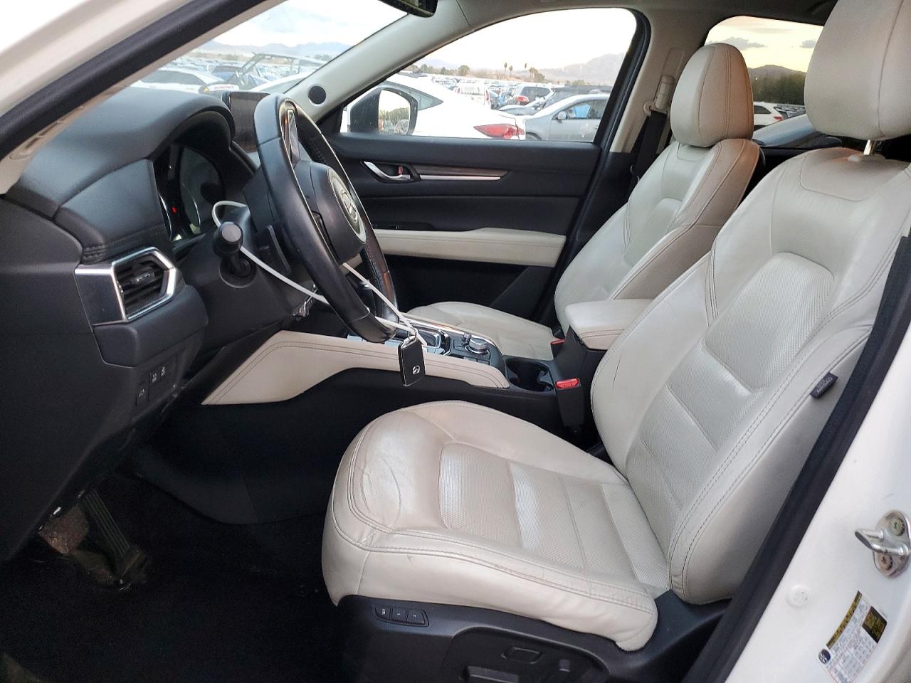 2021 MAZDA CX-5 GRAND TOURING photo 19