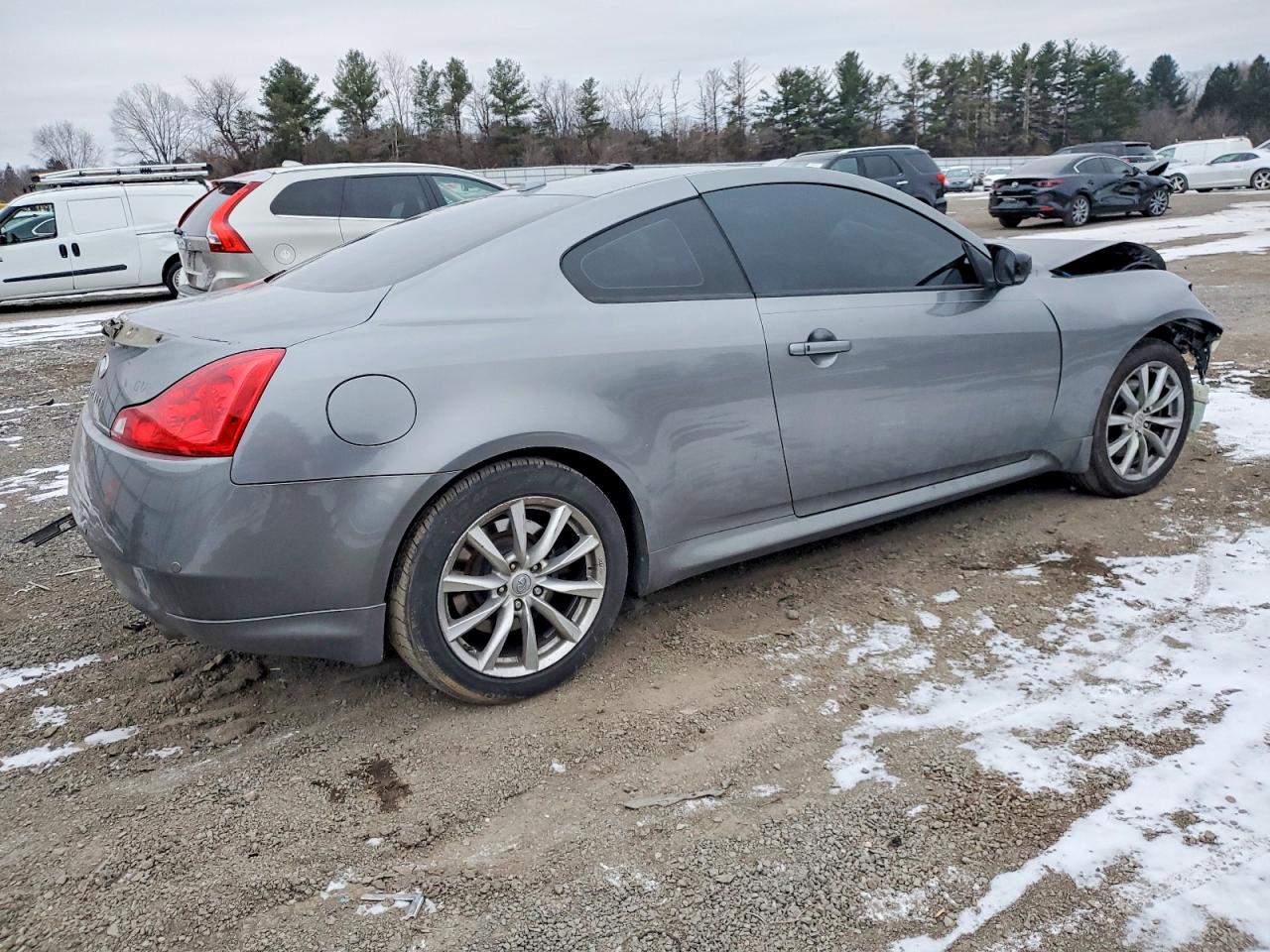 2012 INFINITI G37 photo 3