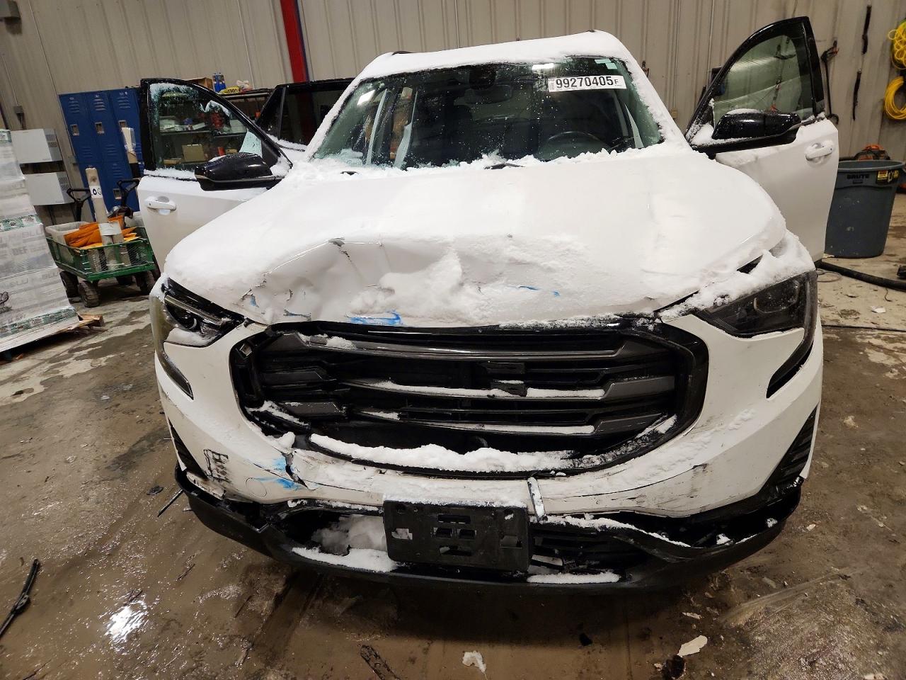 2020 GMC TERRAIN SLE photo 11