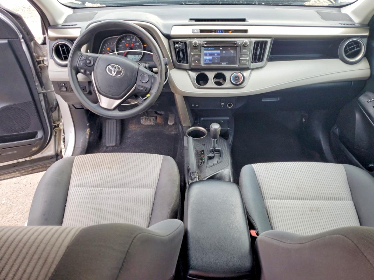2015 TOYOTA RAV4 LE photo 8