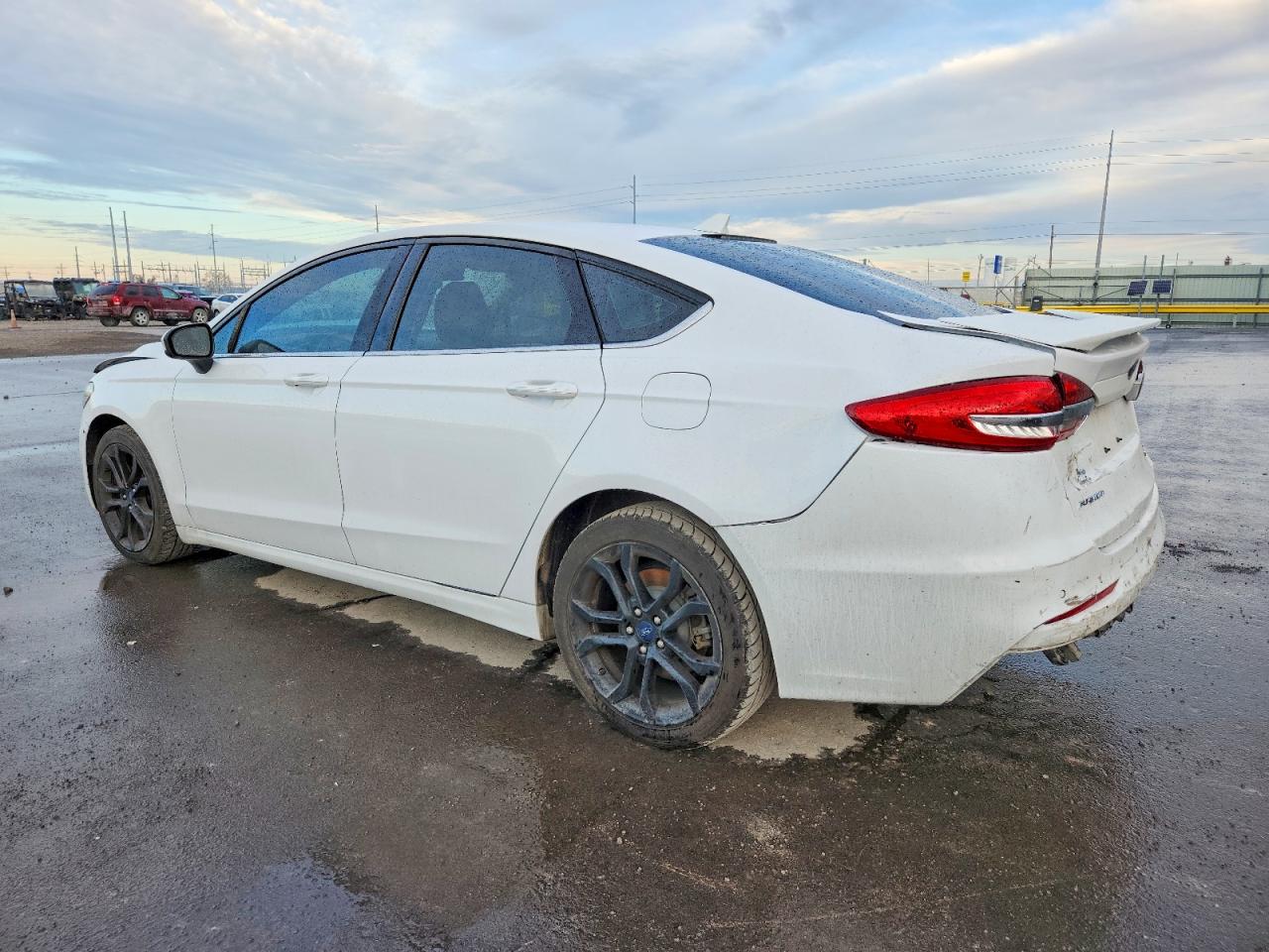 2020 FORD FUSION SE photo 2