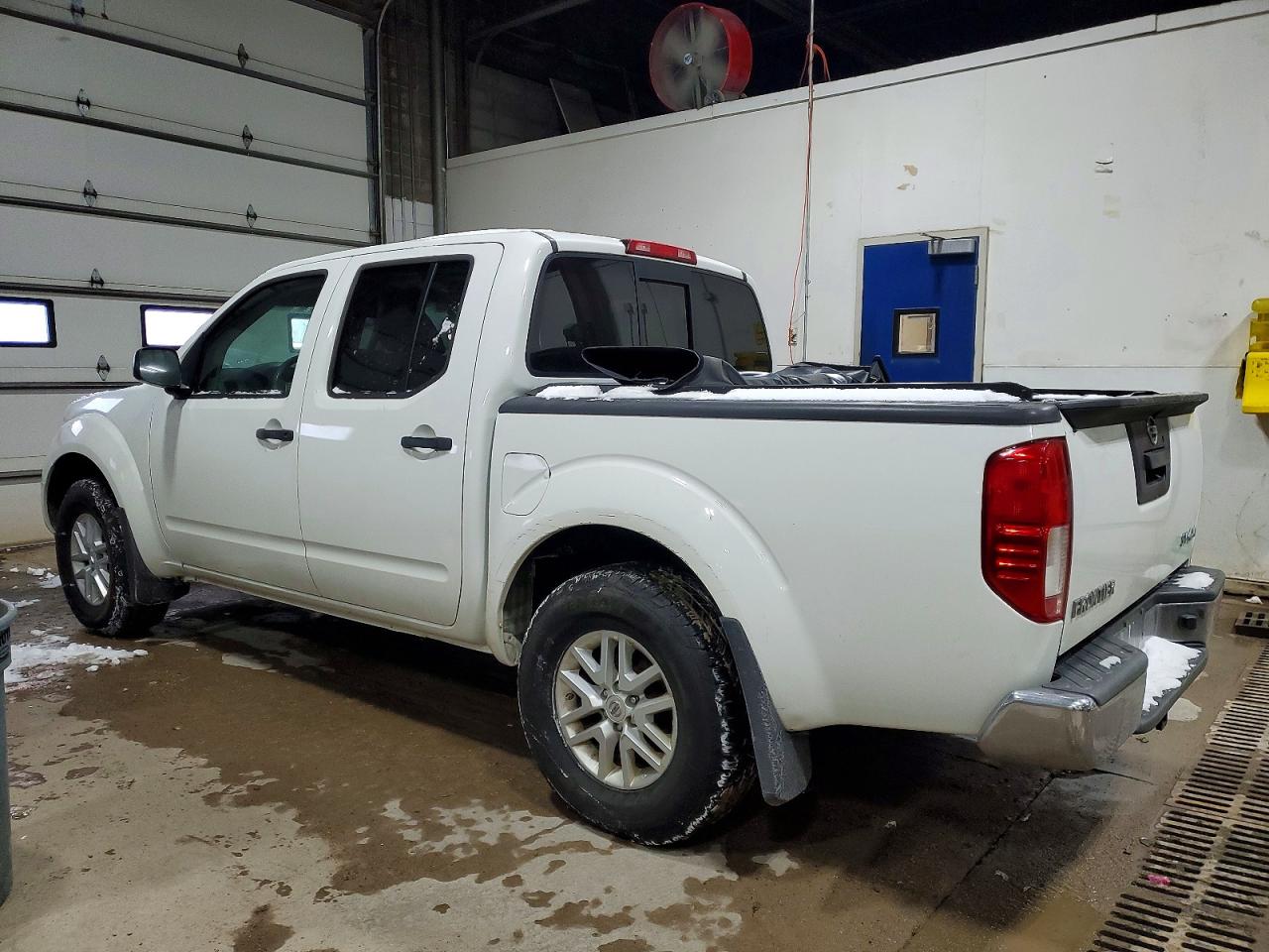 2017 NISSAN FRONTIER S photo 2