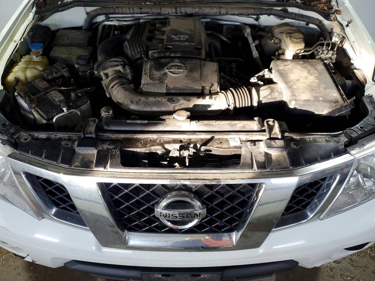 2017 NISSAN FRONTIER S photo 11