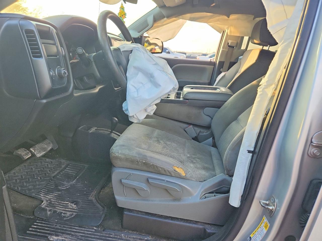2016 CHEVROLET SILVERADO K1500 CUSTOM photo 7