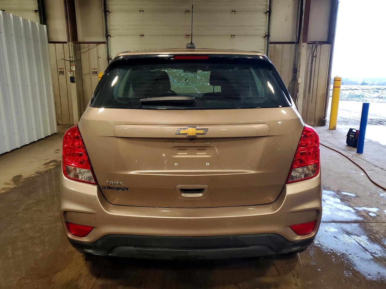 2018 CHEVROLET TRAX LS photo 6