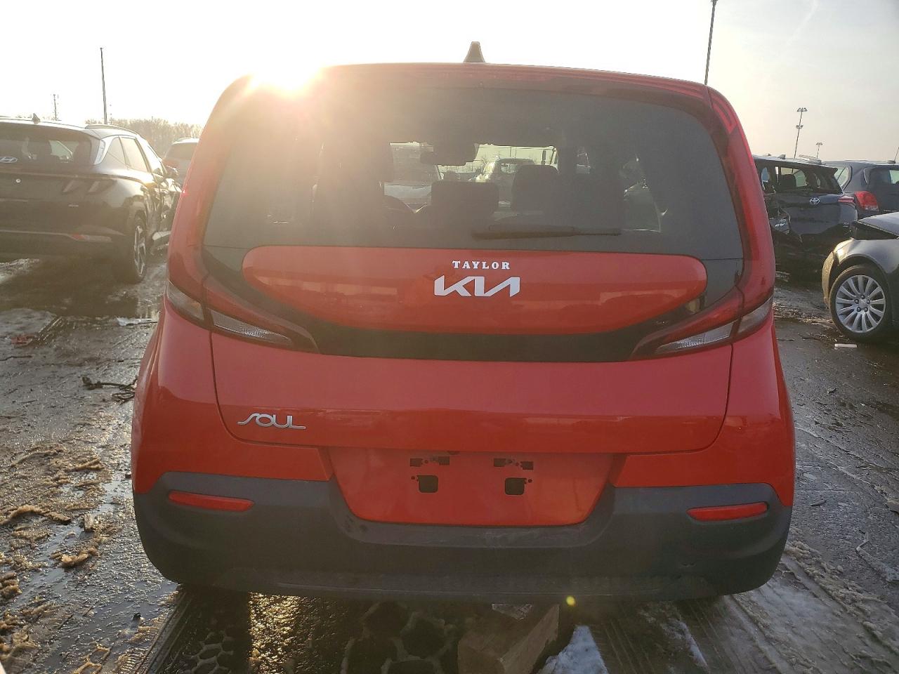 2022 KIA SOUL LX photo 11