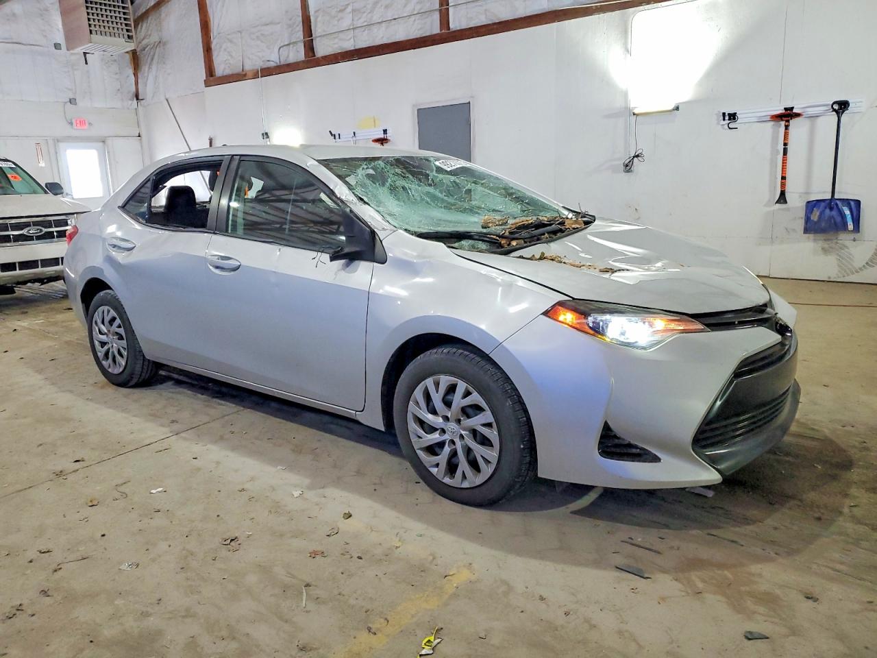 2018 TOYOTA COROLLA L photo 4