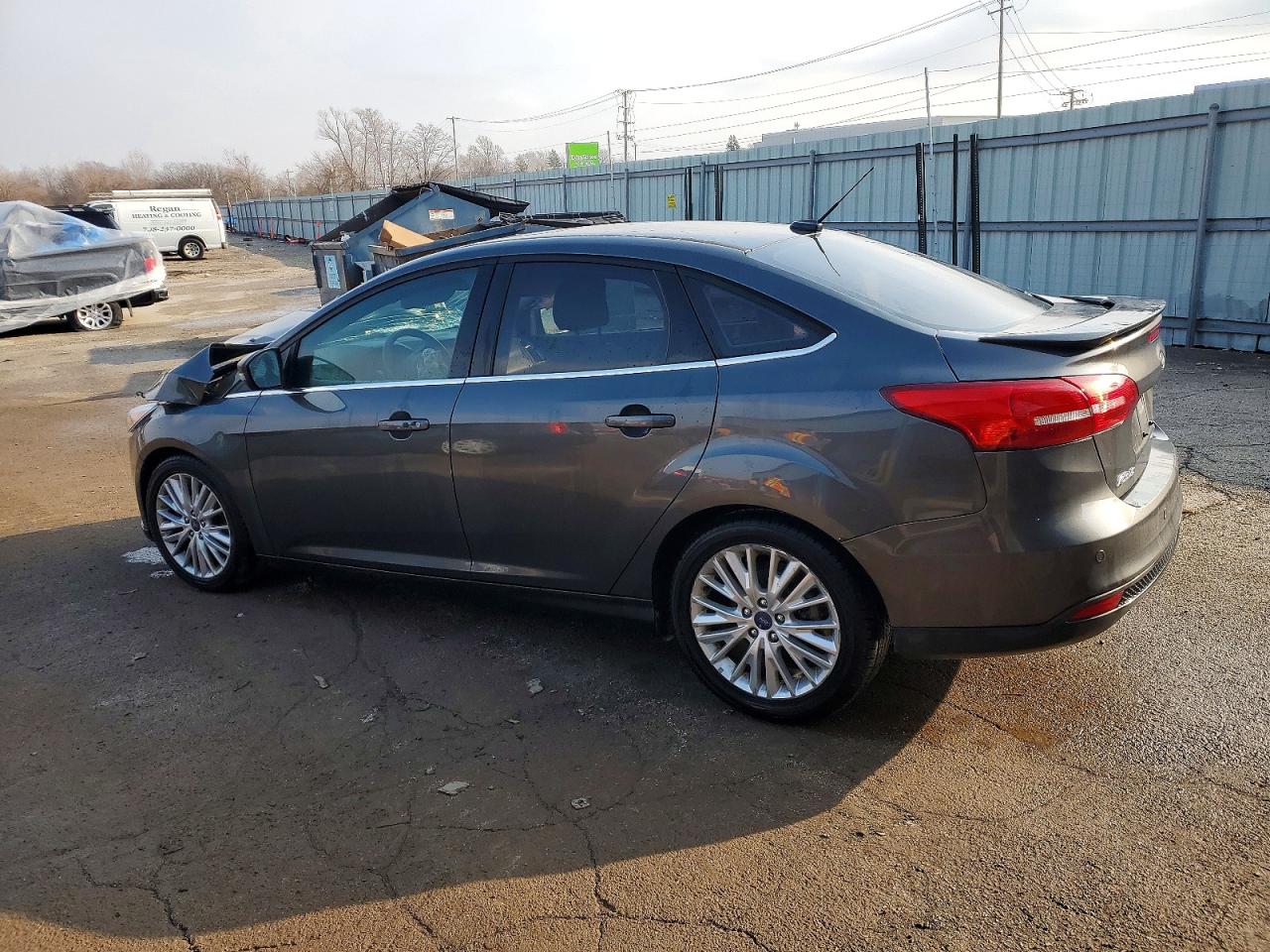2017 FORD FOCUS TITANIUM photo 2