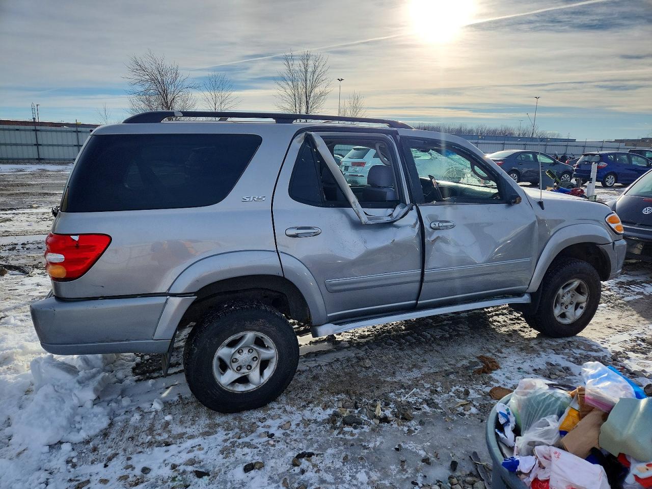 2001 TOYOTA SEQUOIA SR5 photo 3