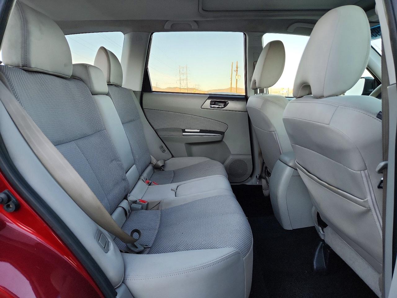 2011 SUBARU FORESTER 2.5X PREMIUM photo 11