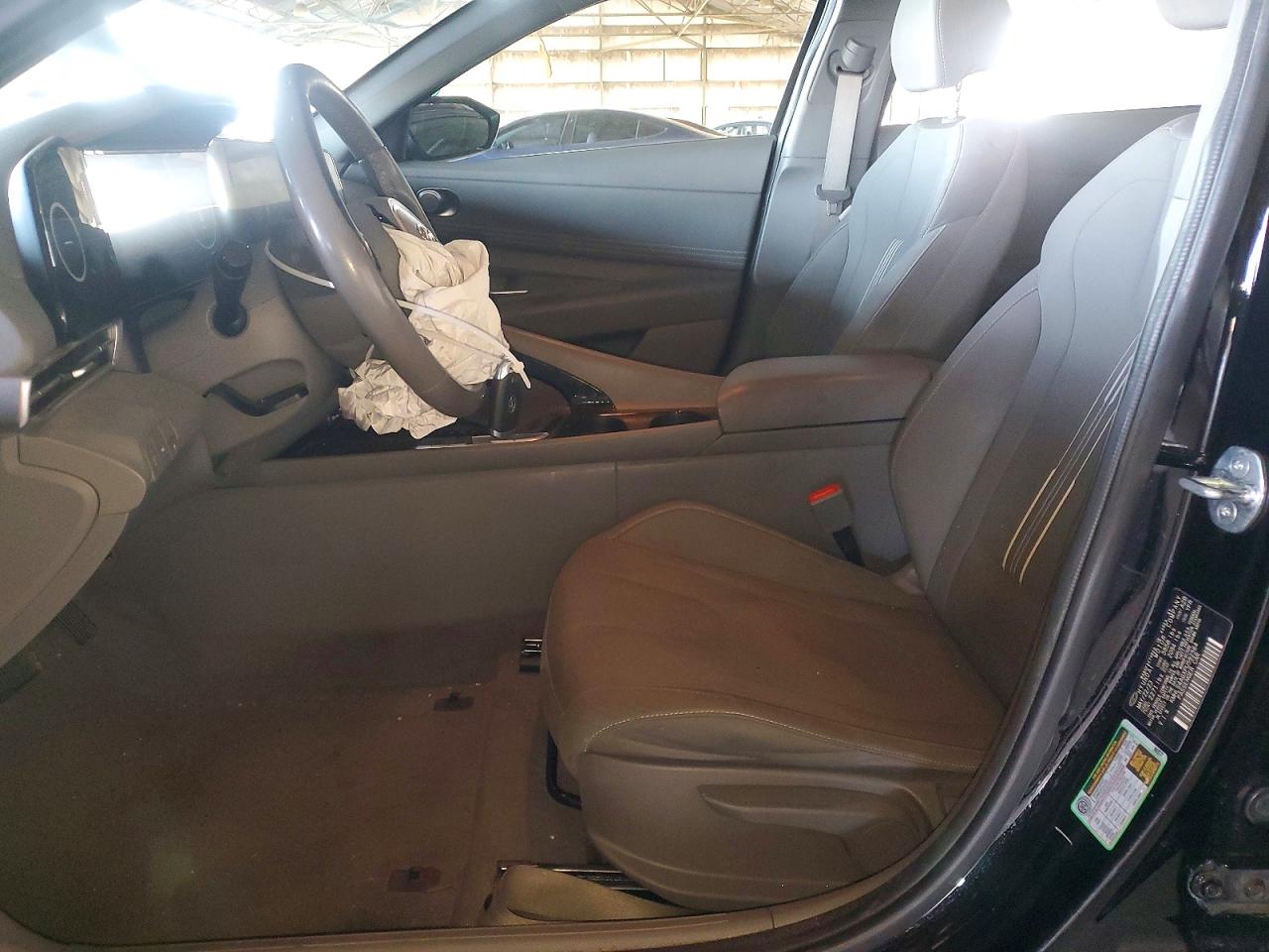 2023 HYUNDAI ELANTRA SEL photo 7