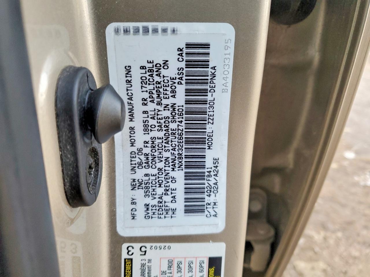 2006 TOYOTA COROLLA CE photo 12