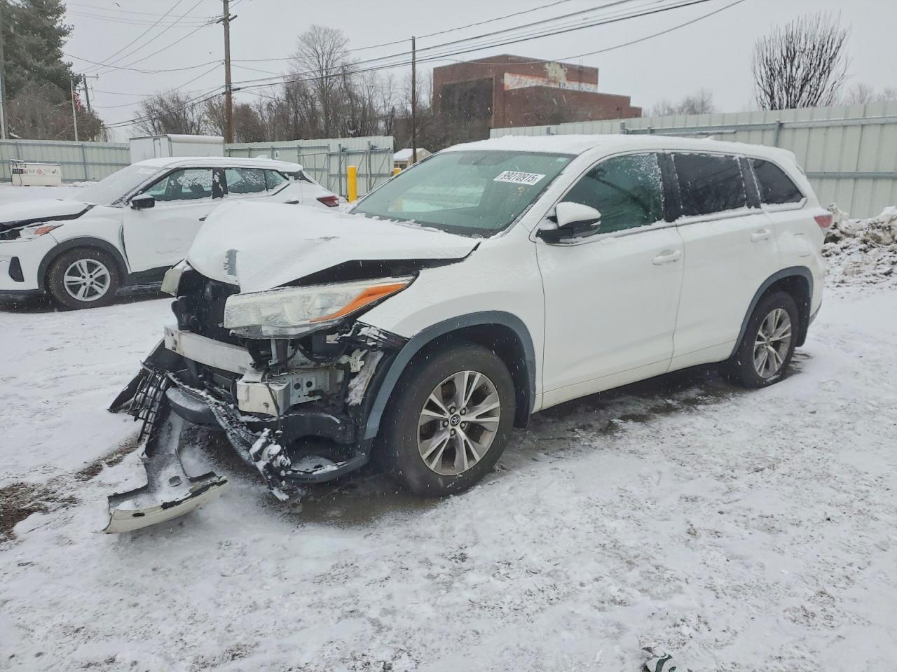 2016 TOYOTA HIGHLANDER