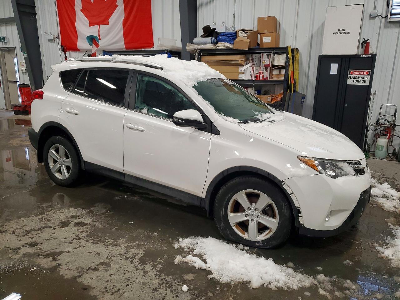 2013 TOYOTA RAV4 XLE photo 4