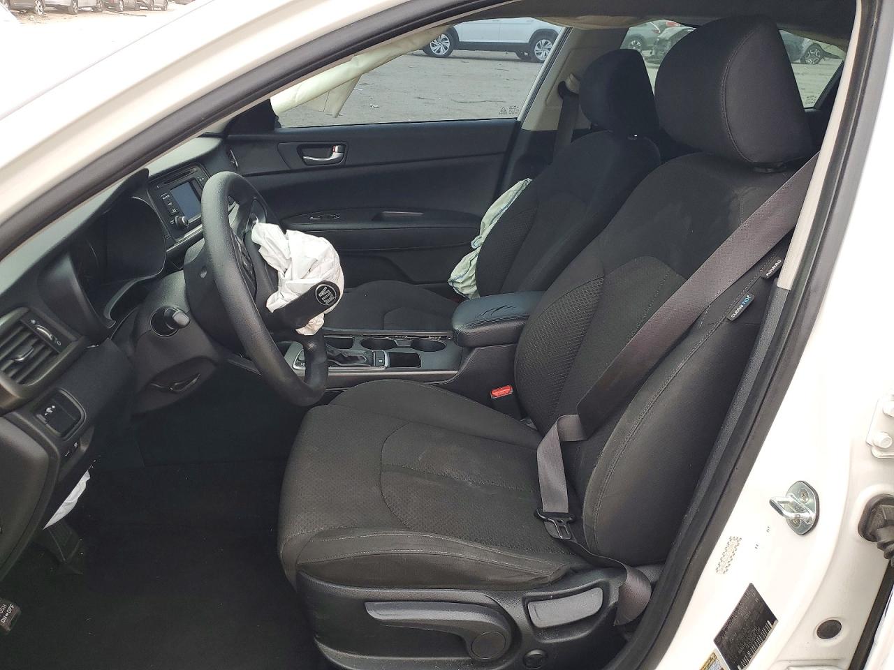 2016 KIA OPTIMA LX photo 7