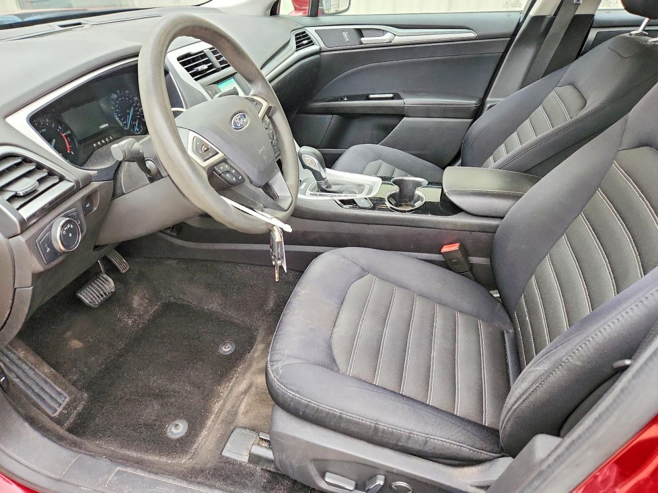 2015 FORD FUSION SE photo 13