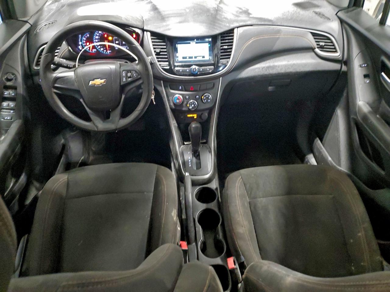 2017 CHEVROLET TRAX LS photo 8