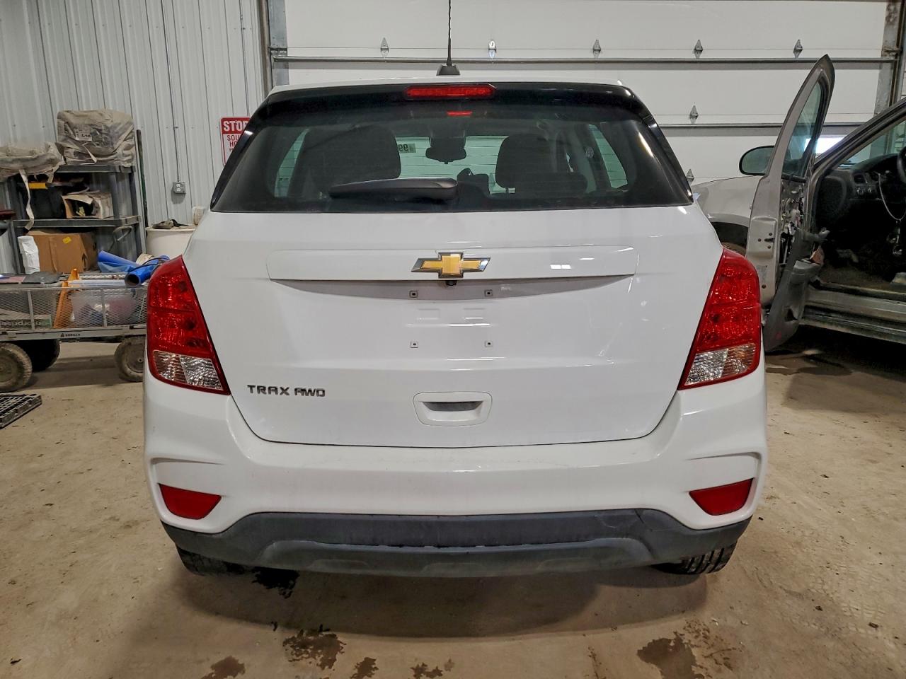 2017 CHEVROLET TRAX LS photo 6