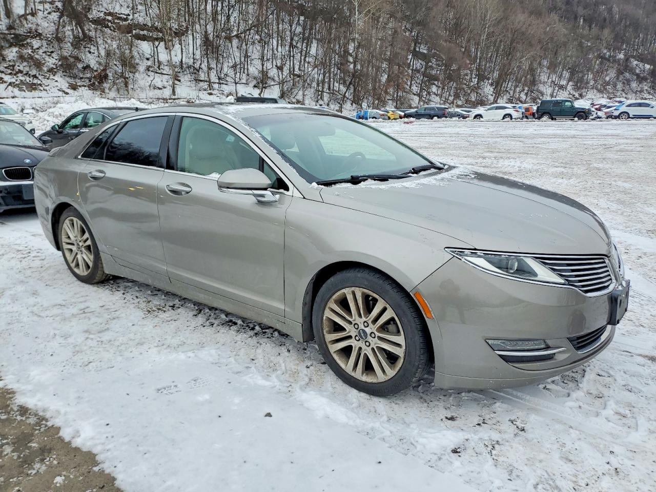 2016 LINCOLN MKZ photo 4