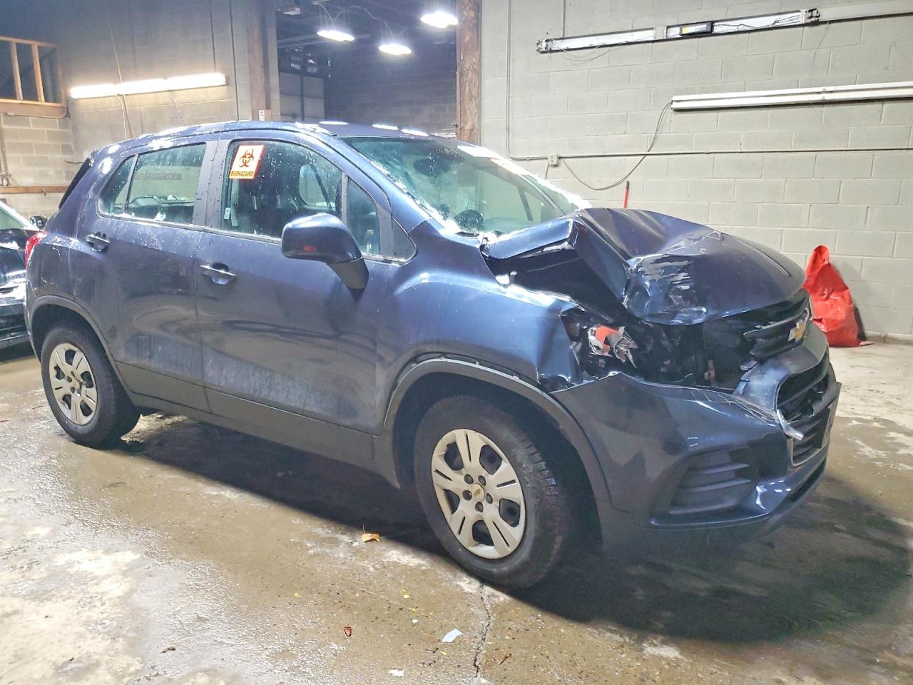 2018 CHEVROLET TRAX LS photo 4