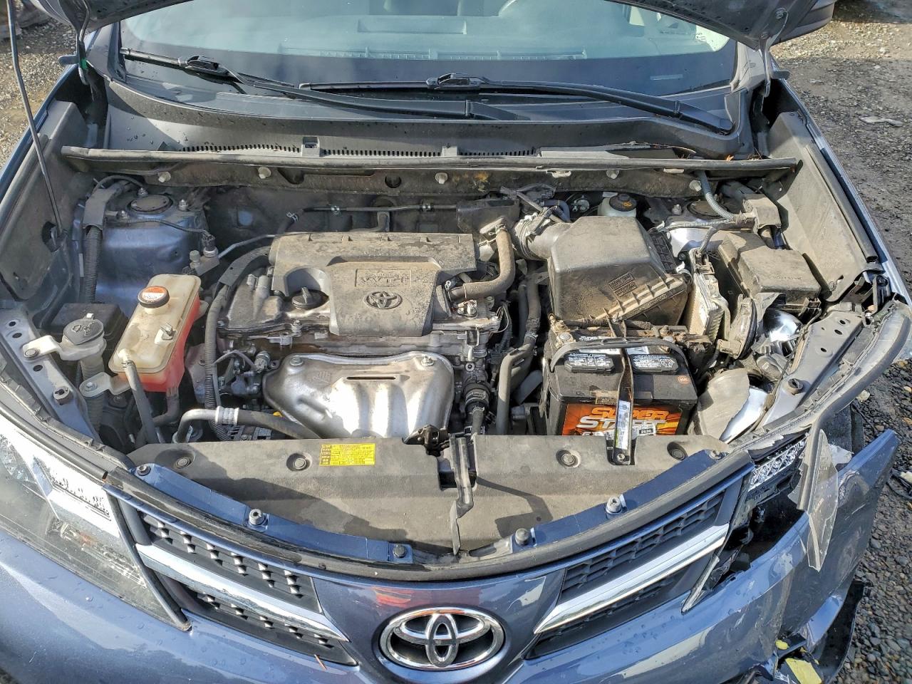 2014 TOYOTA RAV4 LE photo 12