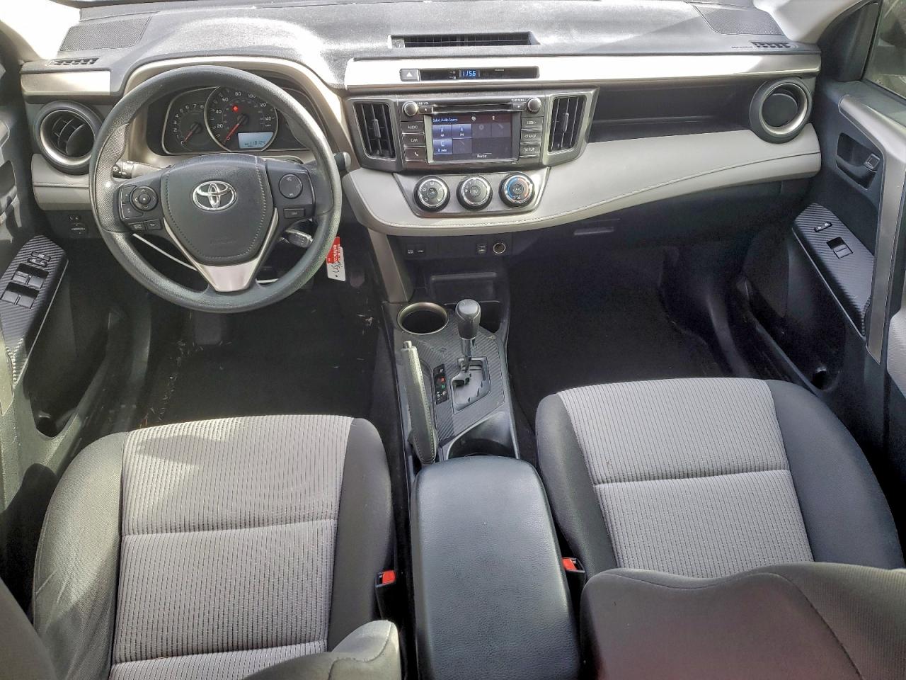 2014 TOYOTA RAV4 LE photo 8