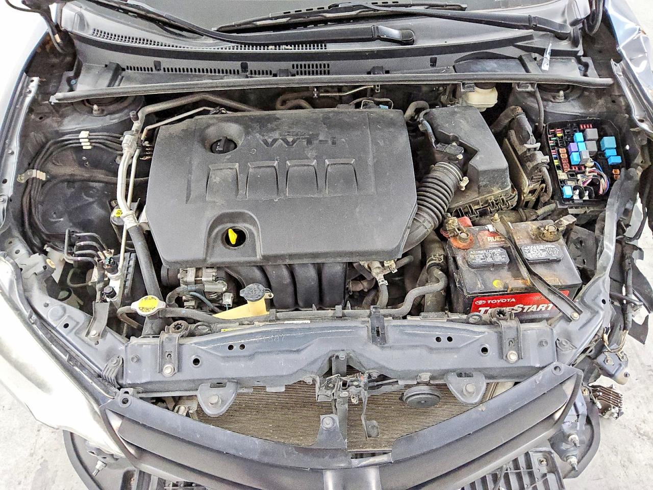 2014 TOYOTA COROLLA L photo 11