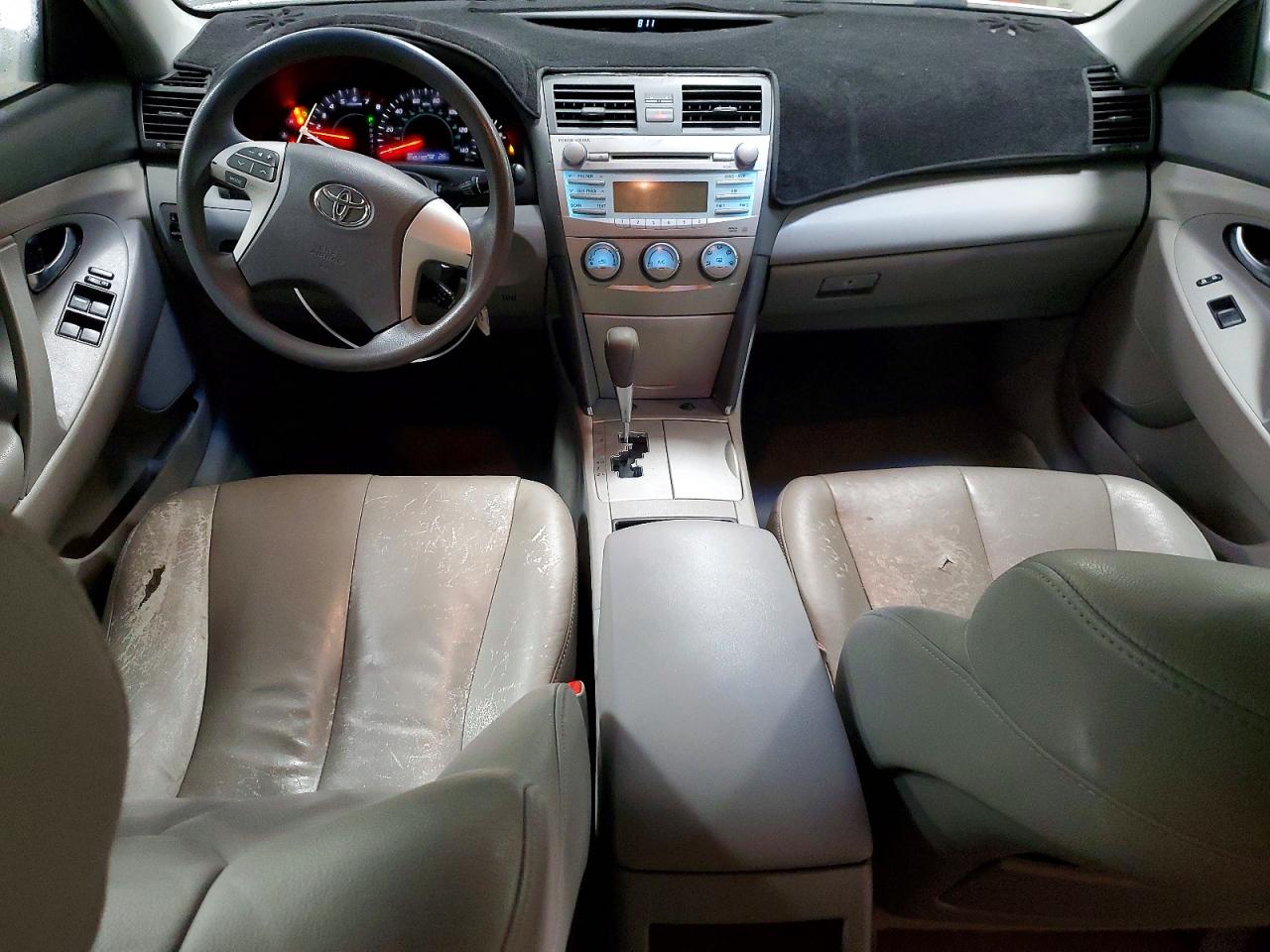 2009 TOYOTA CAMRY BASE photo 8