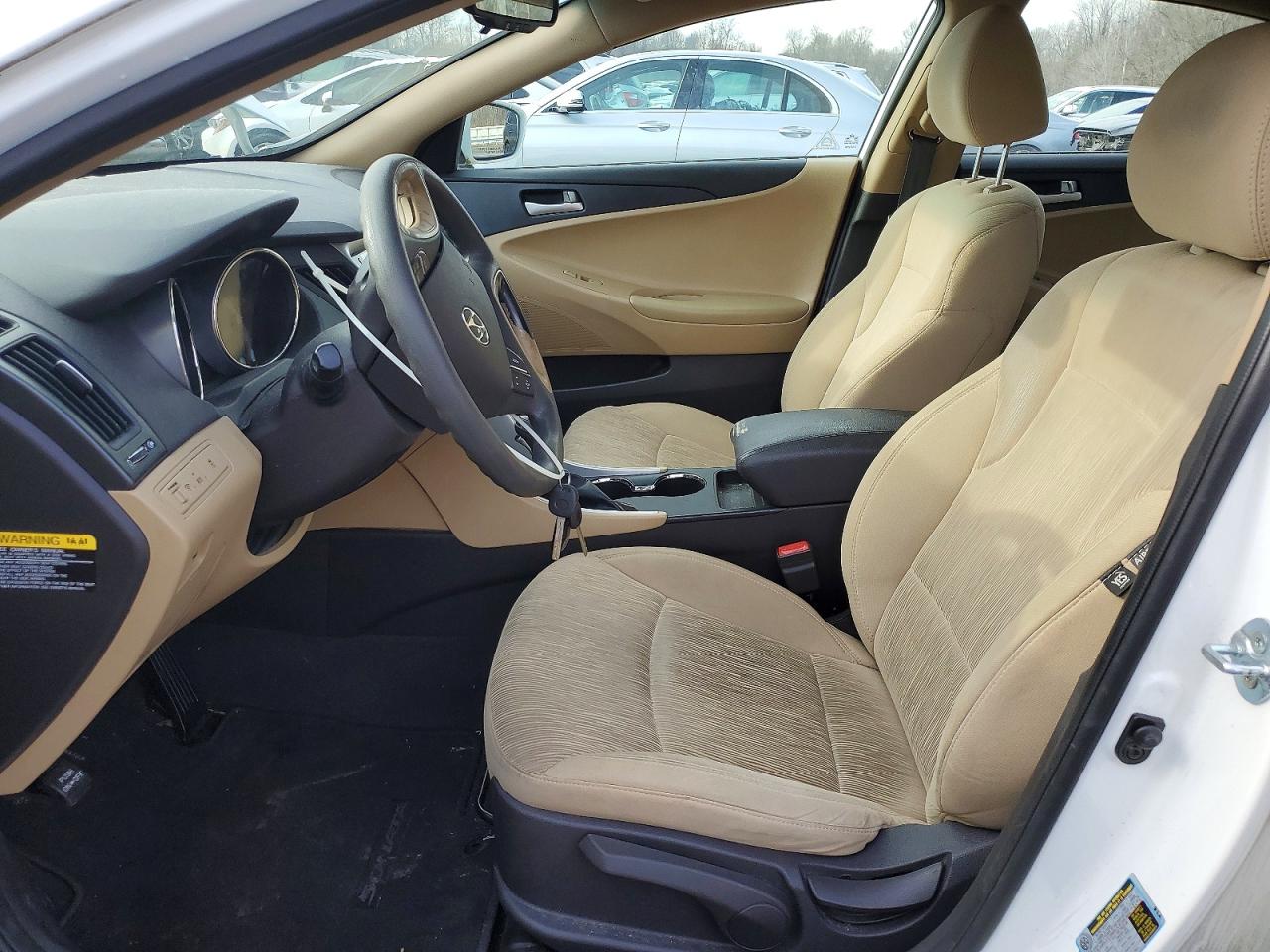 2012 HYUNDAI SONATA GLS photo 7