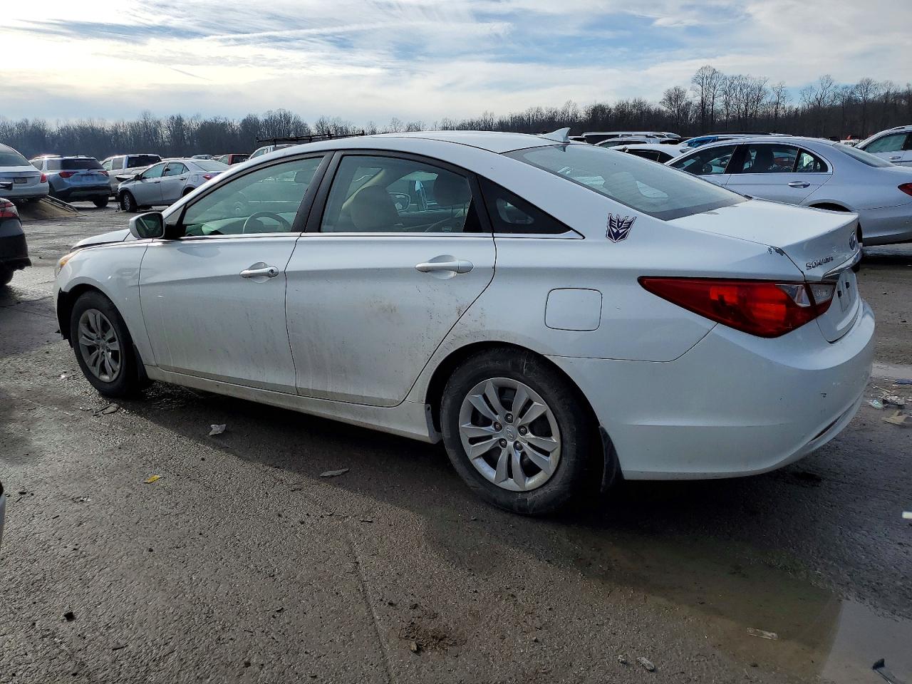 2012 HYUNDAI SONATA GLS photo 2